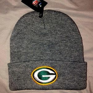 Price Lowered!- NWT NFL Knit Winter Green Bay Packers Hat Gray OSFA
